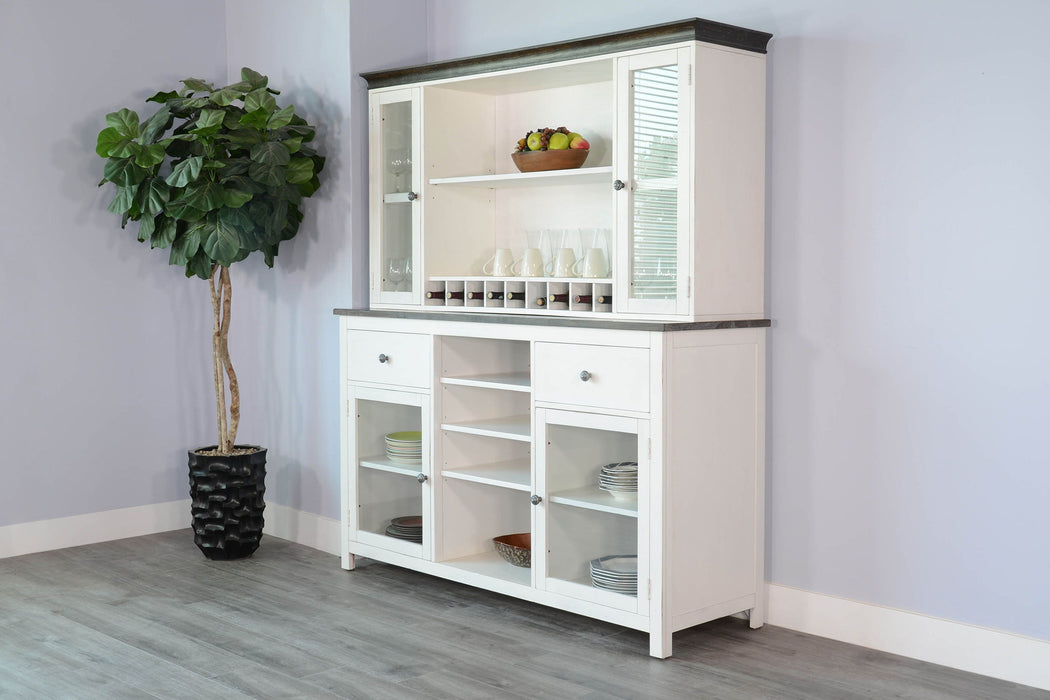 Carriage House - Buffet, Hutch