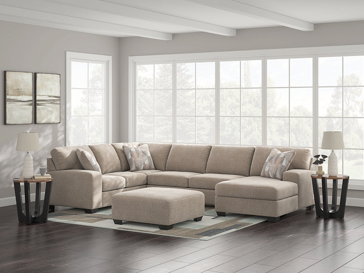 Newellen 3-Piece Sectional with Chaise