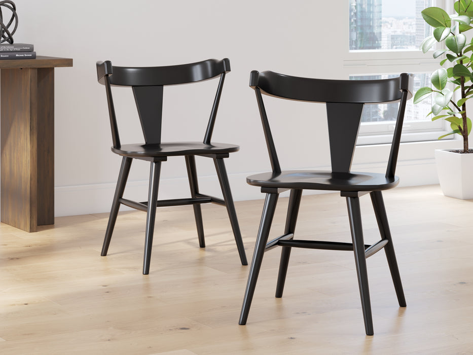 Gretlynn Dining Table and 4 Chairs