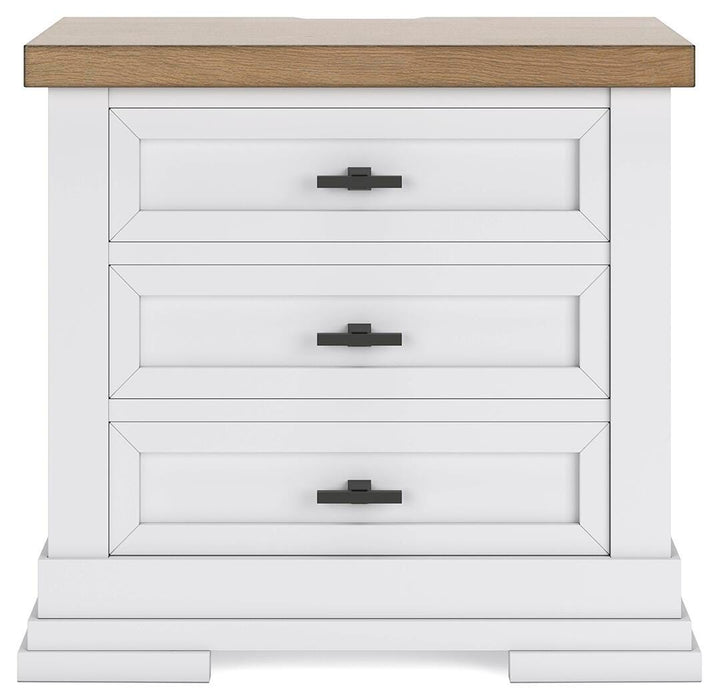 Ashbryn Queen Panel Storage Bed, Dresser, Mirror, Chest and Nightstand