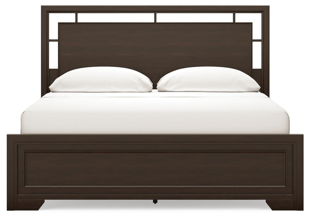 Covetown California King Panel Bed with Mirrored Dresser and Nightstand