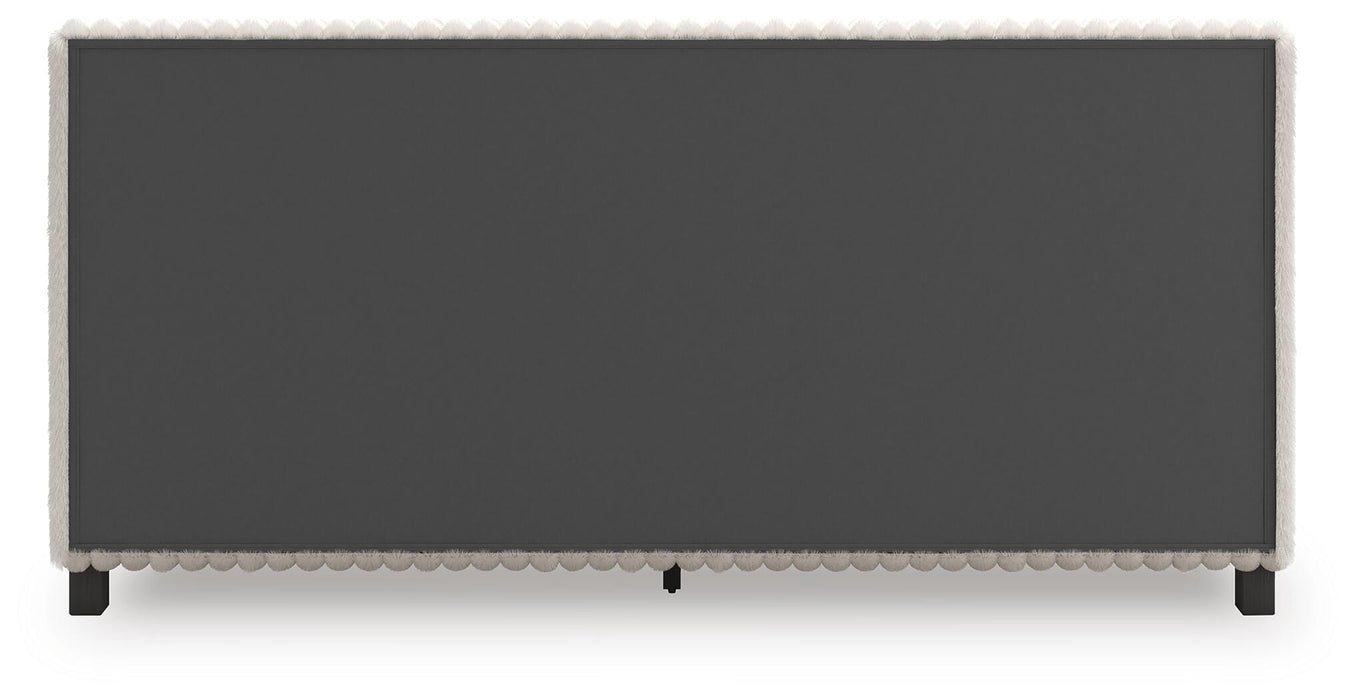 Zuraleus King Upholstered Bed, Dresser, Mirror and Nightstand