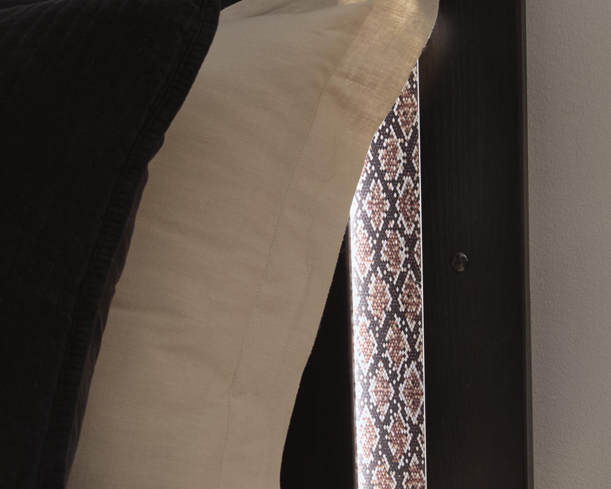 Shoralli King Panel Bed