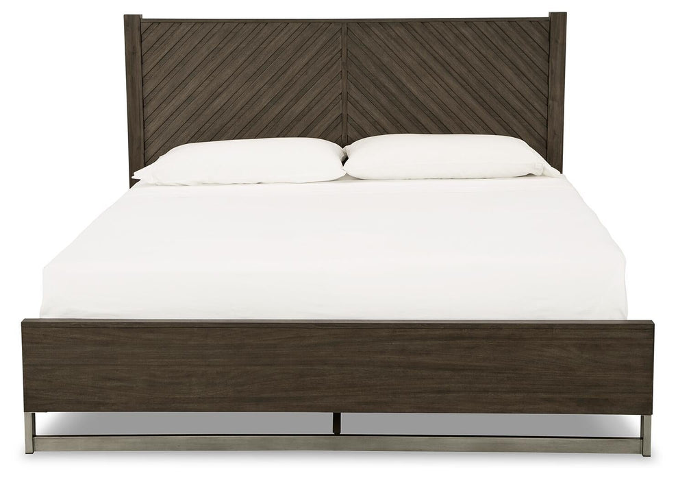Arkenton King Panel Bed with Mirrored Dresser